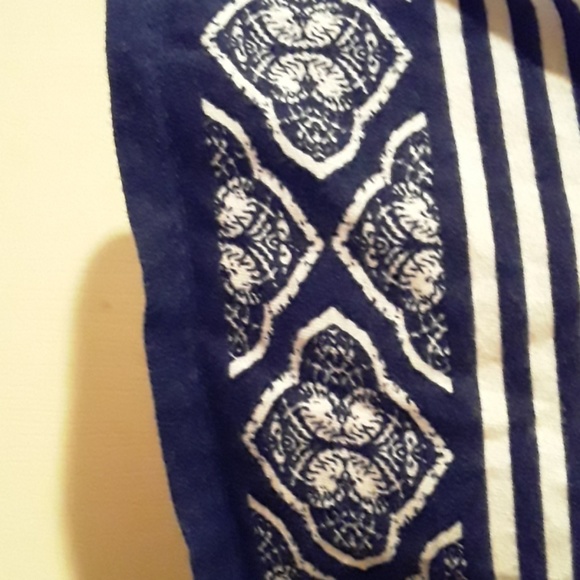 Shirt - Picture 3 of 3